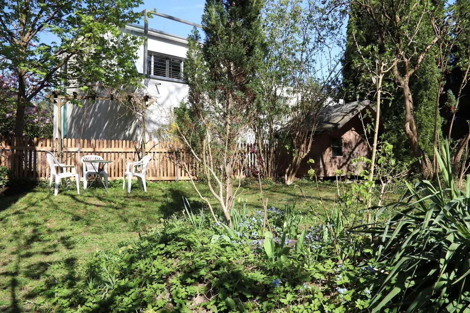 Apartman Ferienwohnung Thaysia Mit 4 Zimmern Und Terrasse Und Garten Starnberg