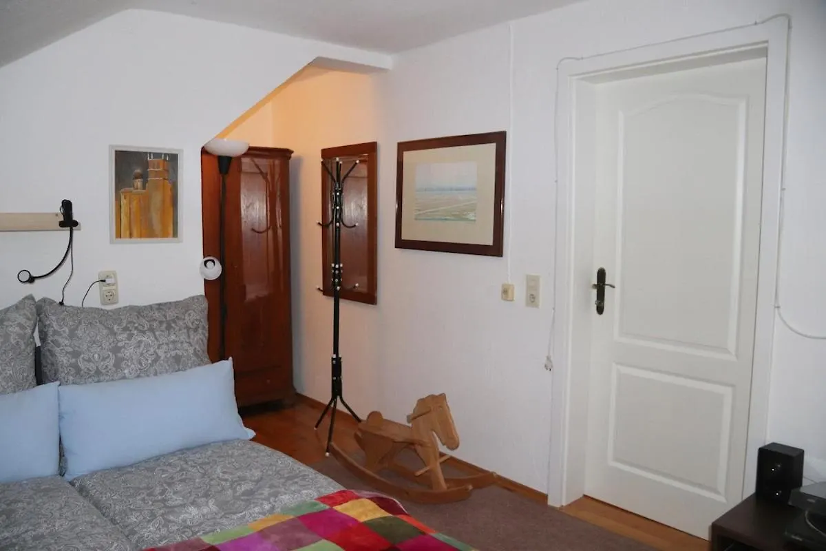 Ferienwohnung Thaysia Mit 4 Zimmern Und Terrasse Und Garten Starnberg Németország