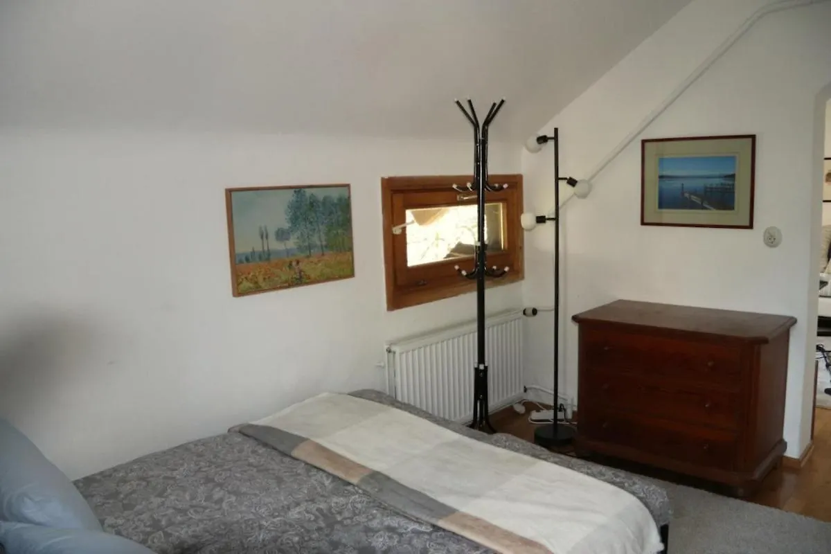 Ferienwohnung Thaysia Mit 4 Zimmern Und Terrasse Und Garten Starnberg Németország