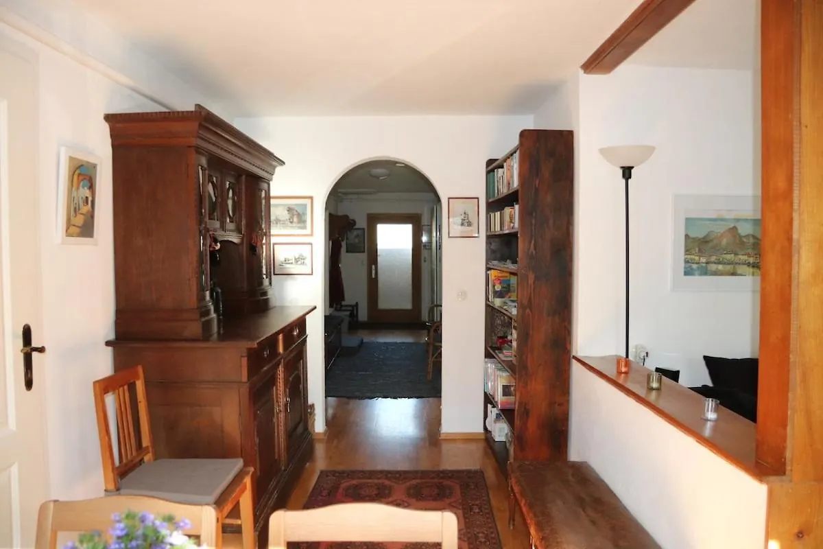 Apartman Ferienwohnung Thaysia Mit 4 Zimmern Und Terrasse Und Garten Starnberg